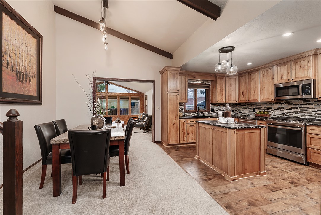 3038 Canyon Drive
