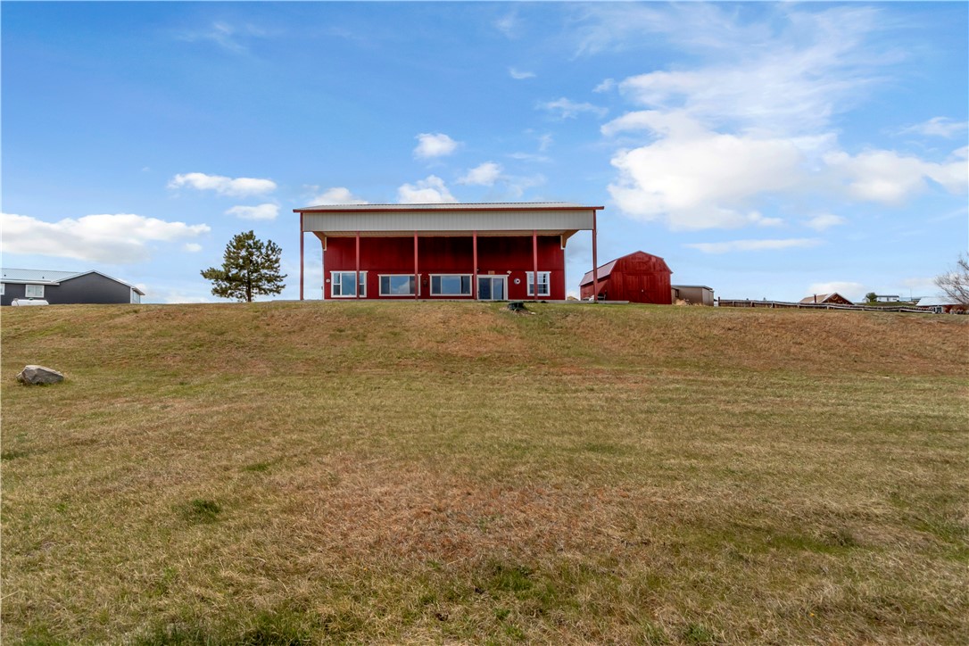 55 Lakeview Drive