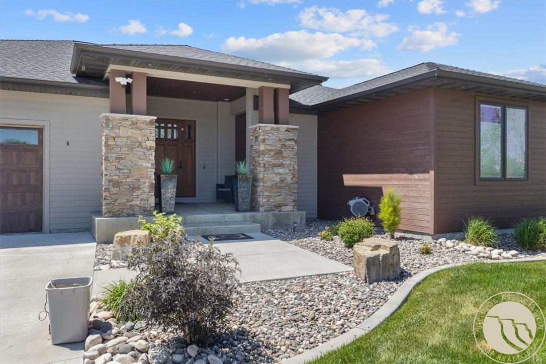 5527 Green Teal Drive