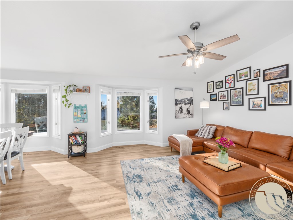 4448 Toyon