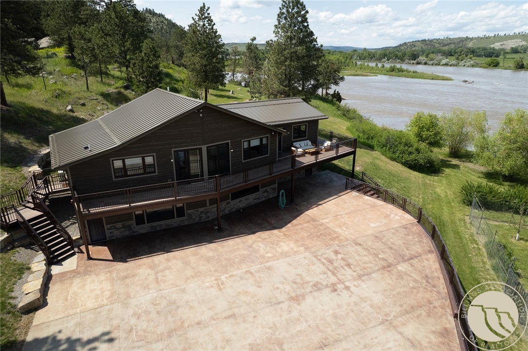 49 Gateway Drive