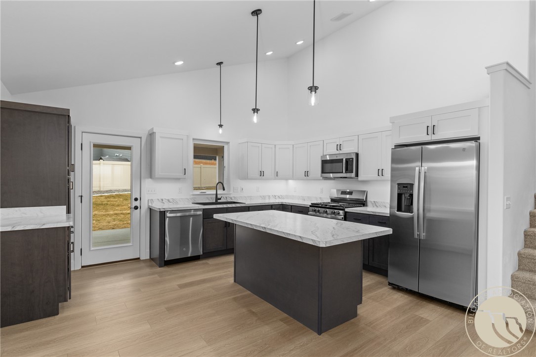 476 Montecito Avenue