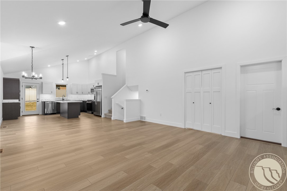 476 Montecito Avenue