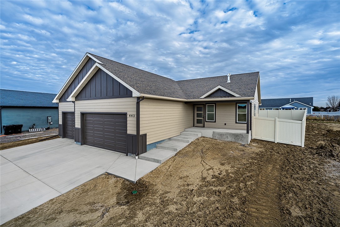 443 Montecito Avenue