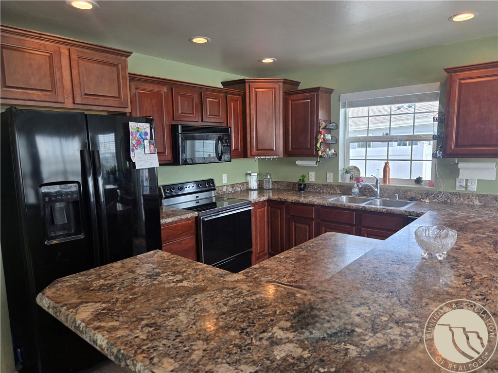 2233 Sierra Vista Circle