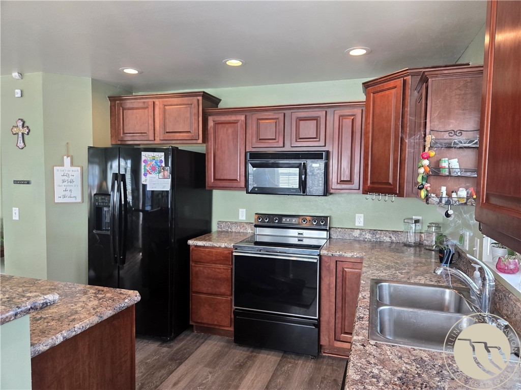 2233 Sierra Vista Circle