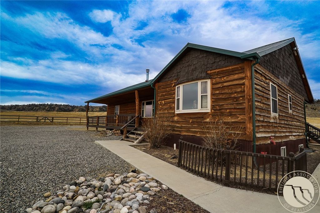Photo of 540 Joliet Fromberg Road, Fromberg, MT 59029 (MLS # 357574)