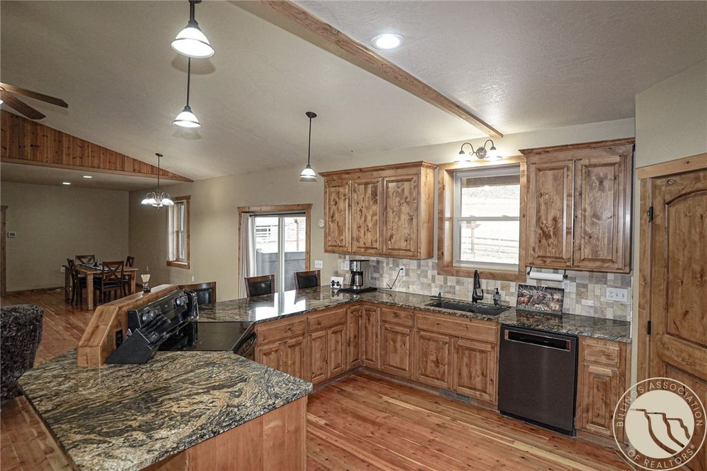 Photo of 540 Joliet Fromberg Road, Fromberg, MT 59029 (MLS # 357574)