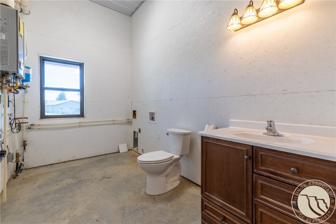 3923 High Trail Road