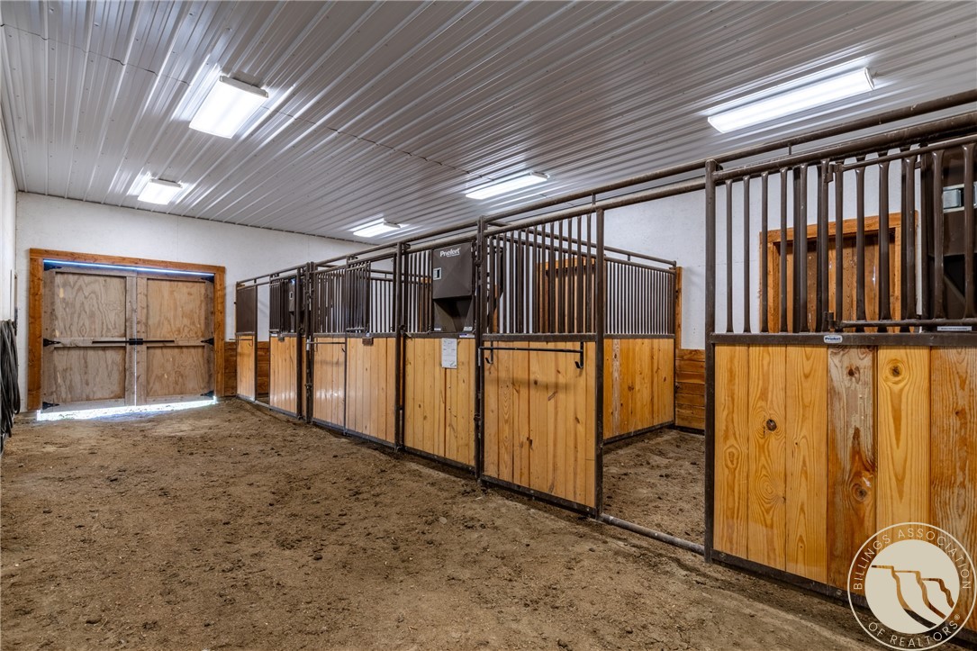 3923 High Trail Road