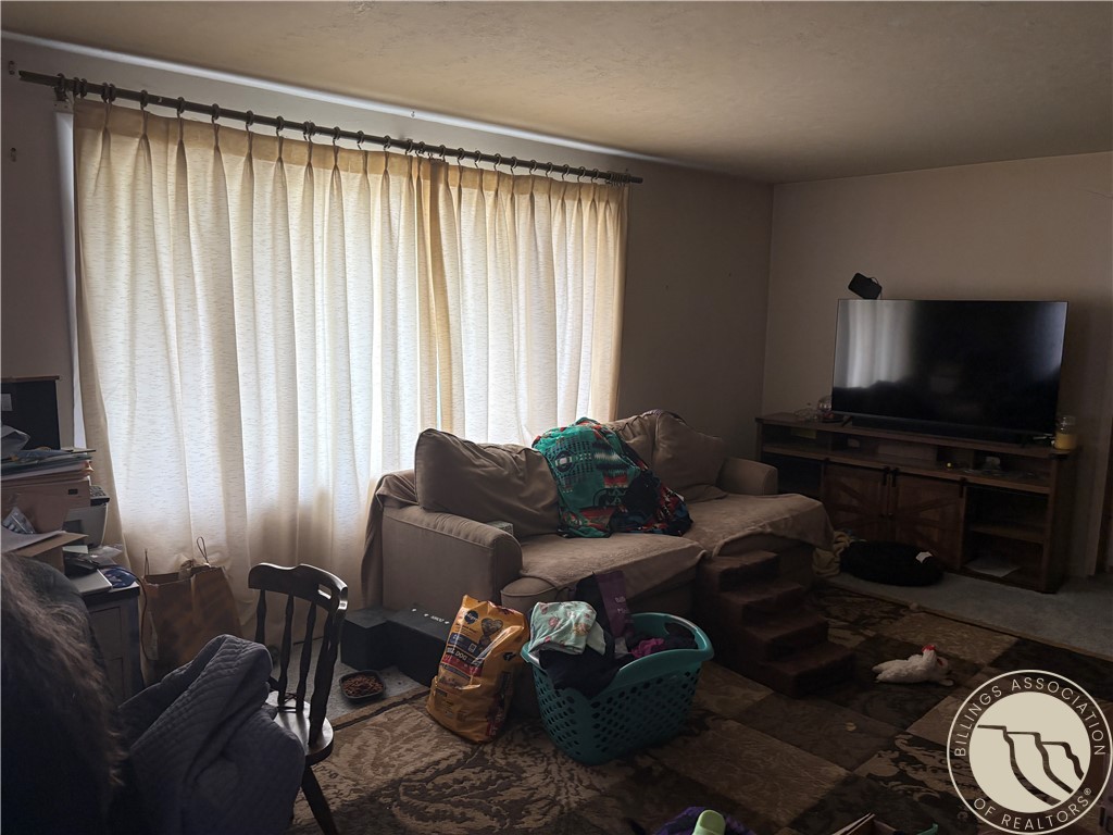 1920 Phoebe Dr.