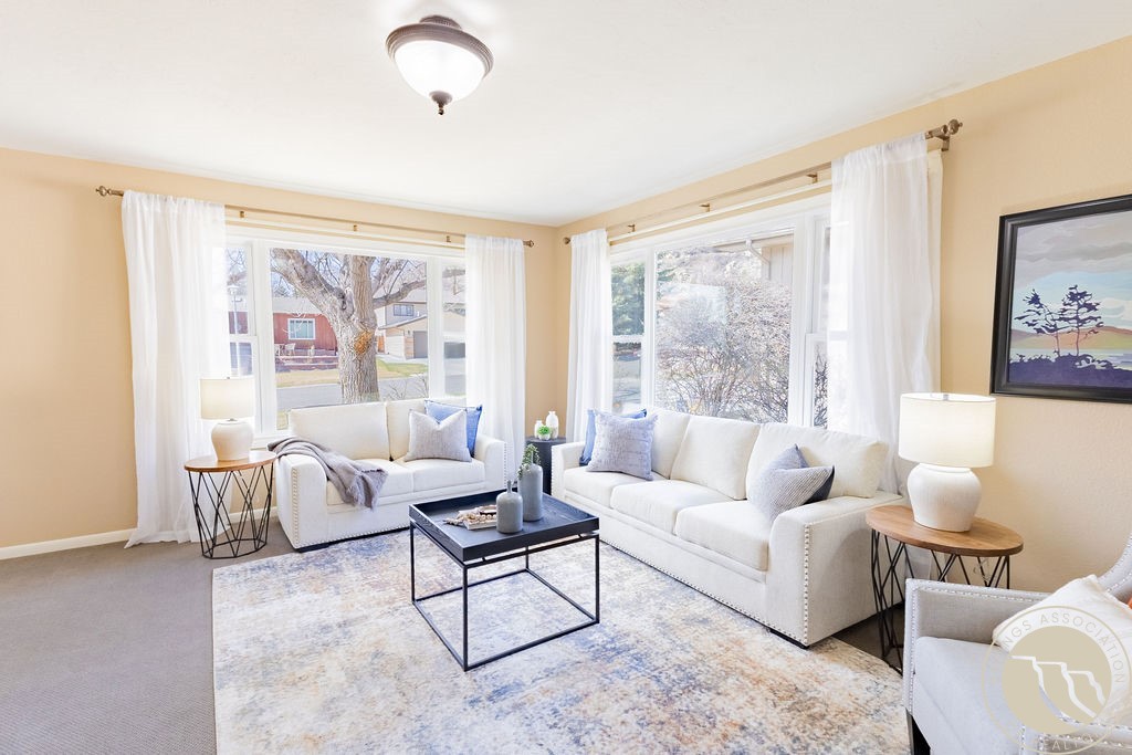 3103 Silverwood Street