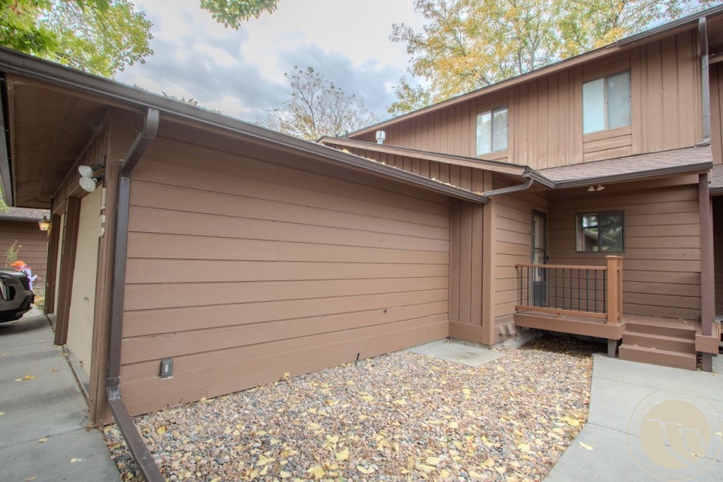 3400 Canyon Drive 1-C
