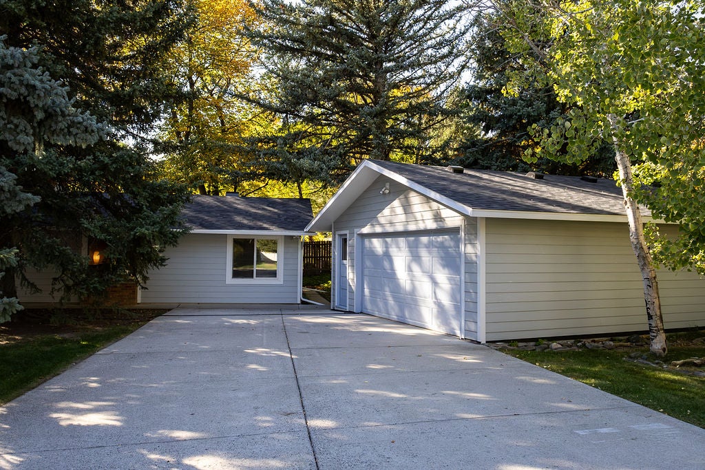 2816 Arvin Road