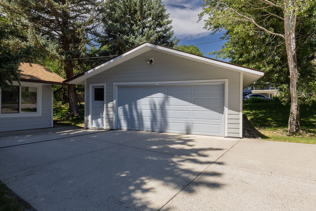2816 Arvin Road