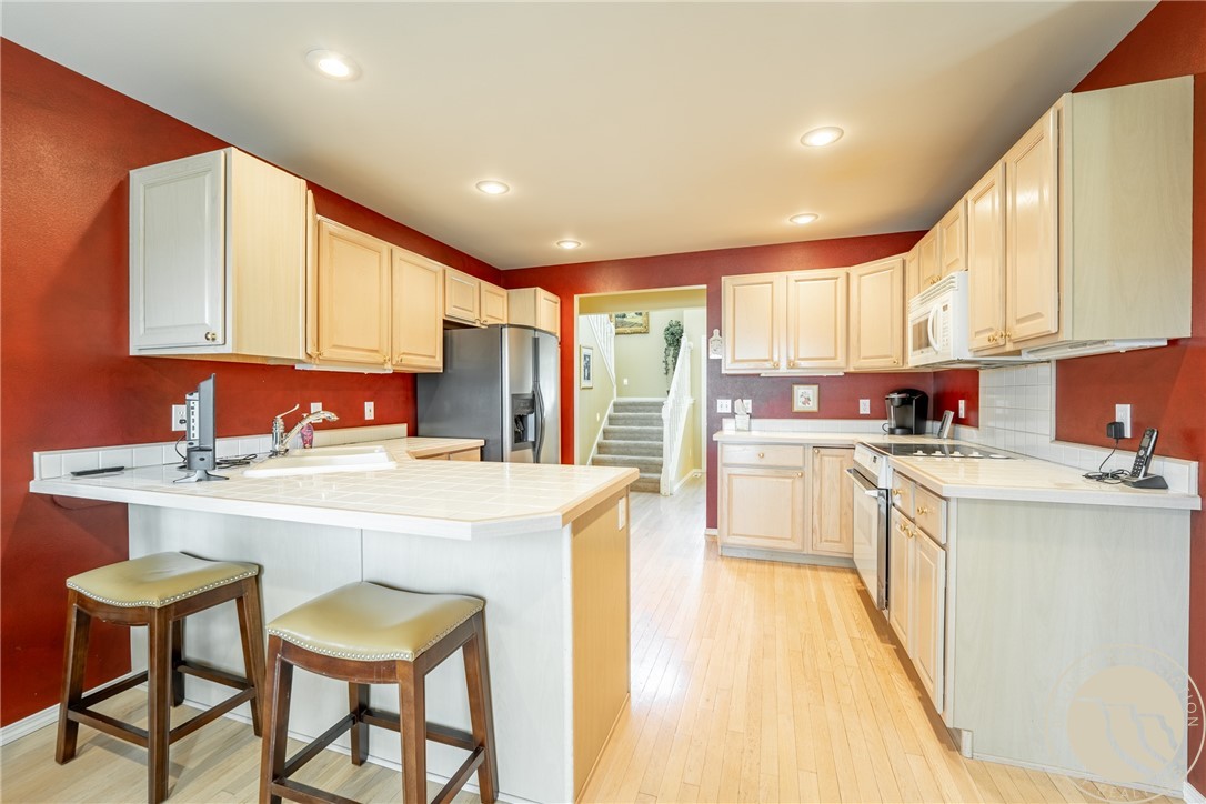 Billings, Montana 59102, United States, 4 Bedrooms Bedrooms, ,4 BathroomsBathrooms,Residential,Active,183176