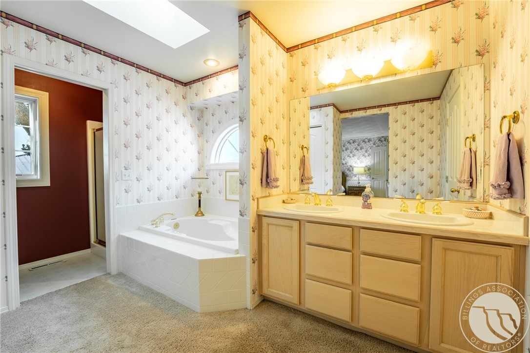 Billings, Montana 59102, United States, 4 Bedrooms Bedrooms, ,4 BathroomsBathrooms,Residential,Active,183176