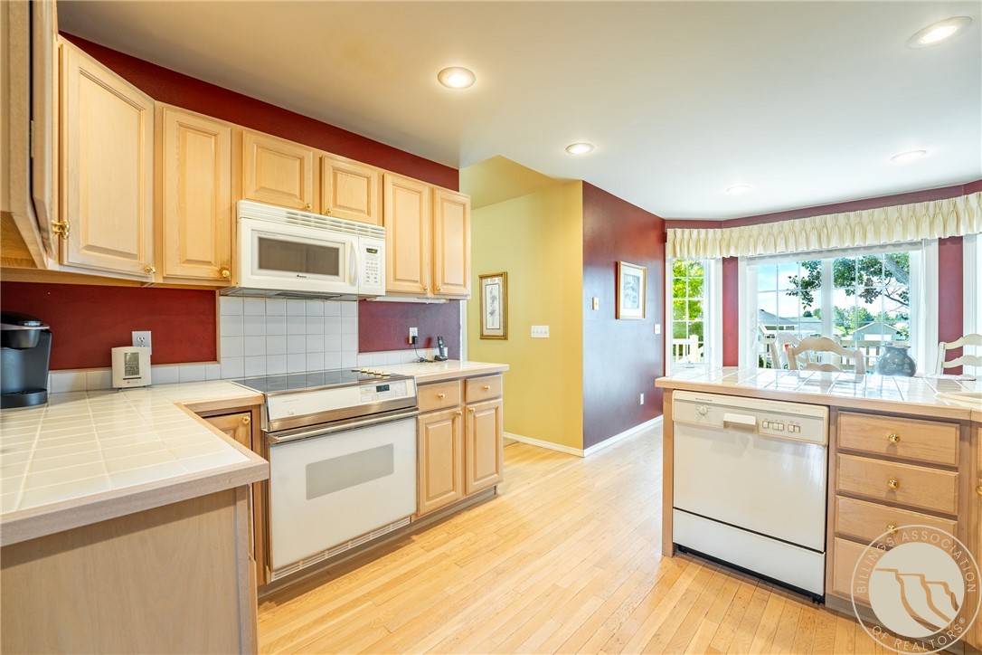 Billings, Montana 59102, United States, 4 Bedrooms Bedrooms, ,4 BathroomsBathrooms,Residential,Active,183176