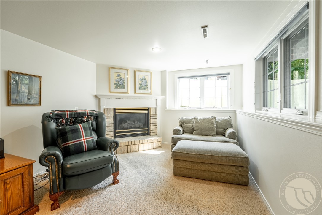 Billings, Montana 59102, United States, 4 Bedrooms Bedrooms, ,4 BathroomsBathrooms,Residential,Active,183176