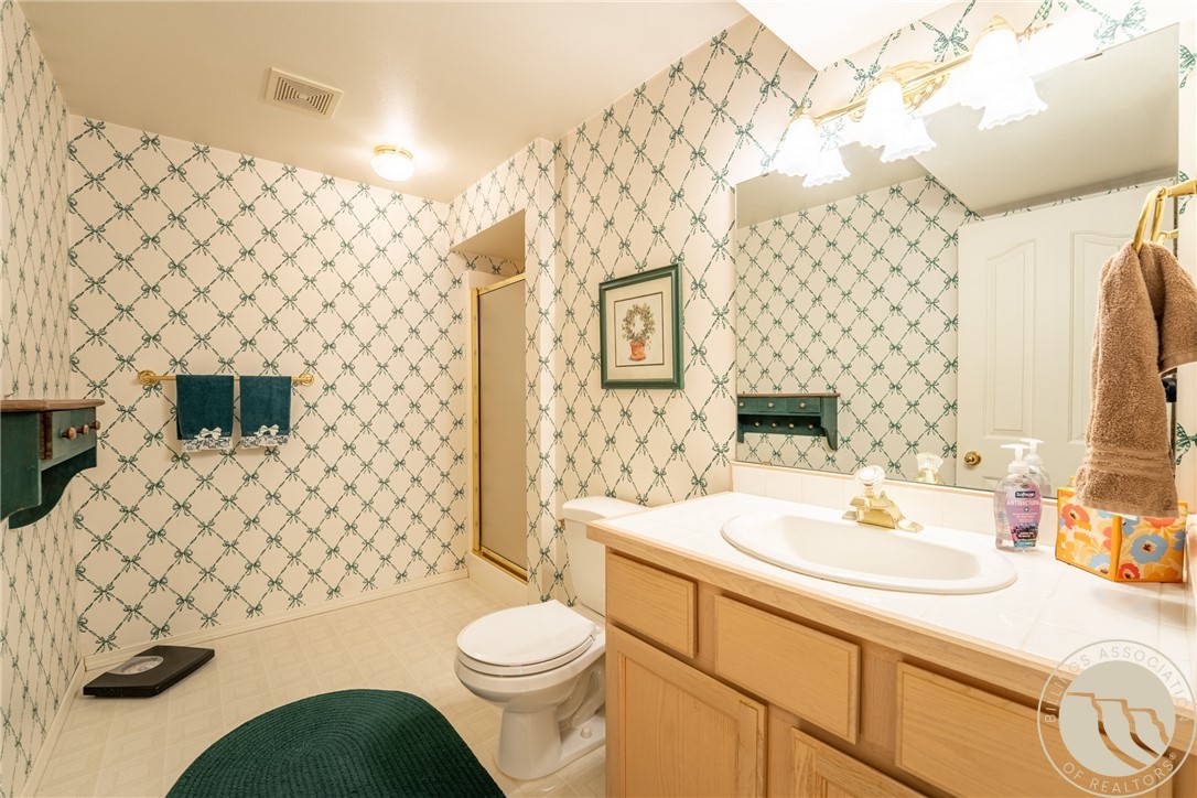 Billings, Montana 59102, United States, 4 Bedrooms Bedrooms, ,4 BathroomsBathrooms,Residential,Active,183176