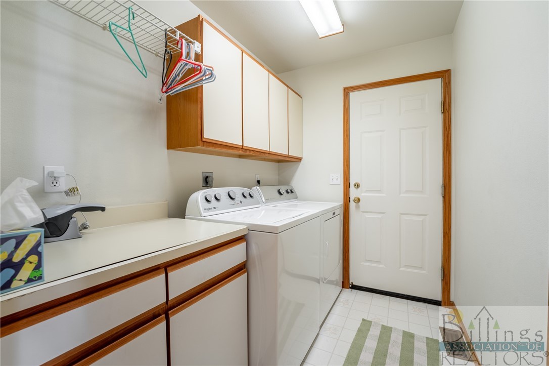 Billings, Montana 59102, United States, 3 Bedrooms Bedrooms, ,3 BathroomsBathrooms,Residential,Contingent,37445