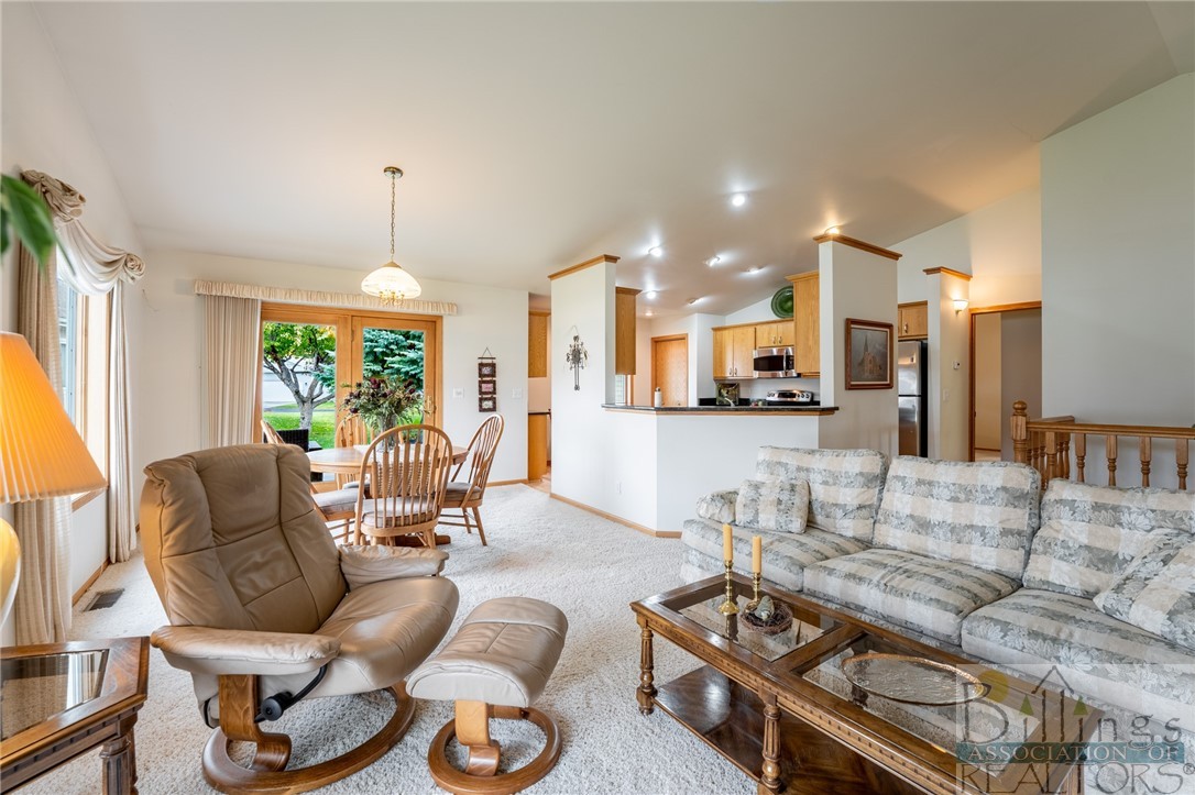 Billings, Montana 59102, United States, 3 Bedrooms Bedrooms, ,3 BathroomsBathrooms,Residential,Contingent,37445