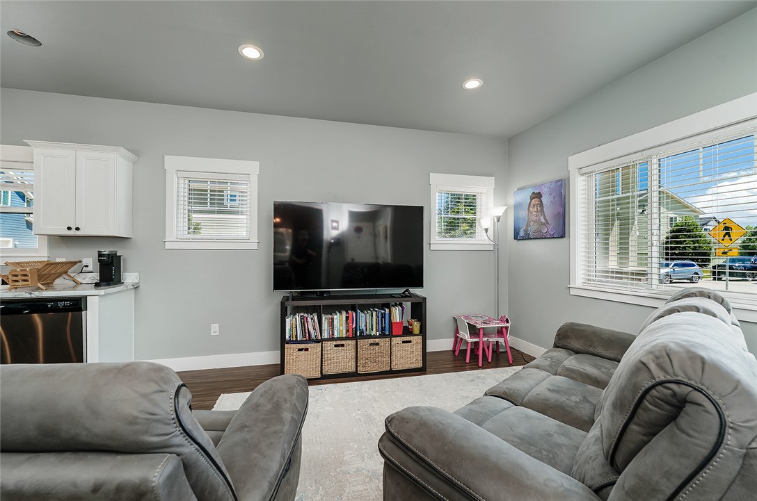 1722 Island View Drive