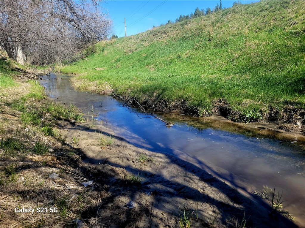 32 Montana Street 32