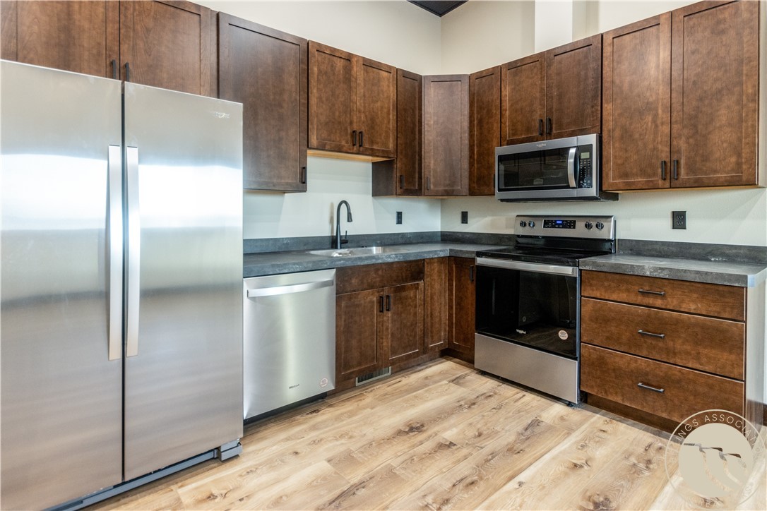 3772 Cresent Lake Unit #3 Road