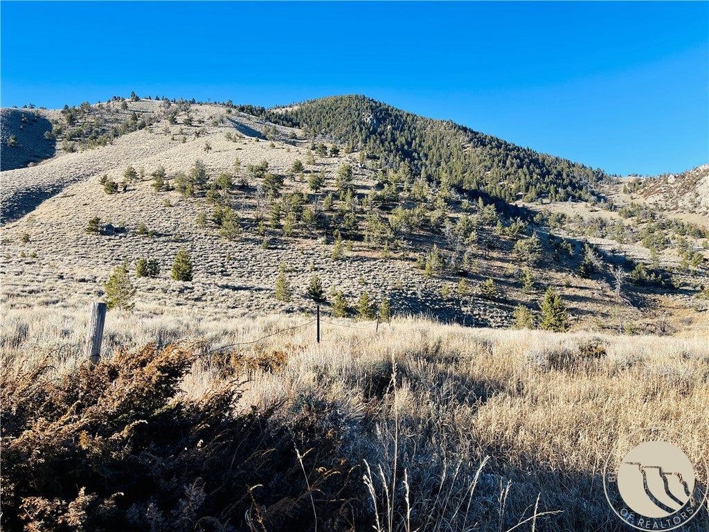 TR 2 S US Highway 212