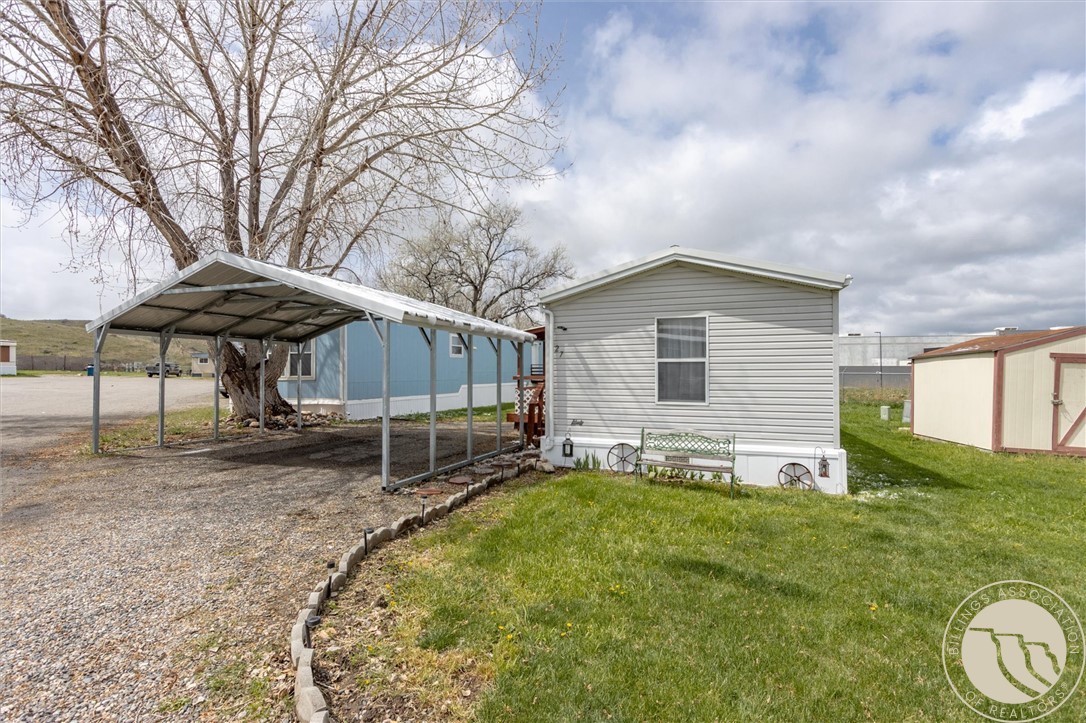2224 US Highway 87 E 27
