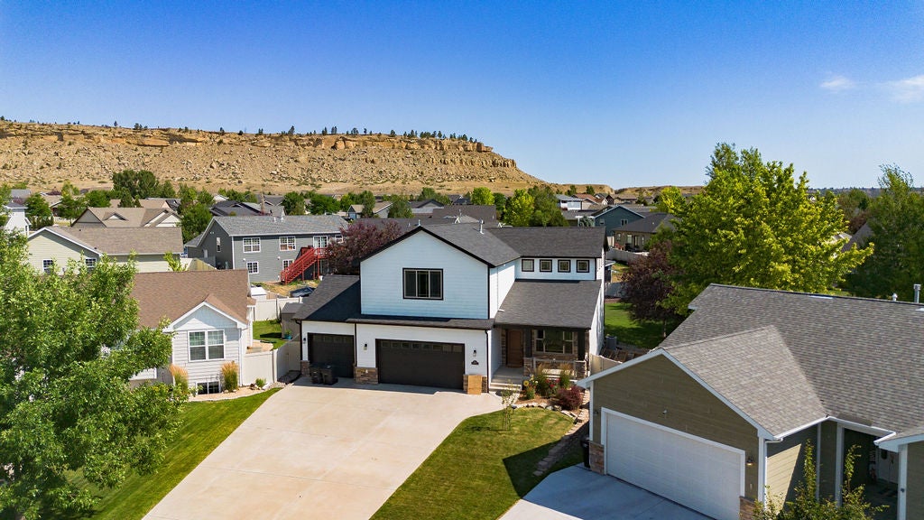 3015 Cove Creek Circle