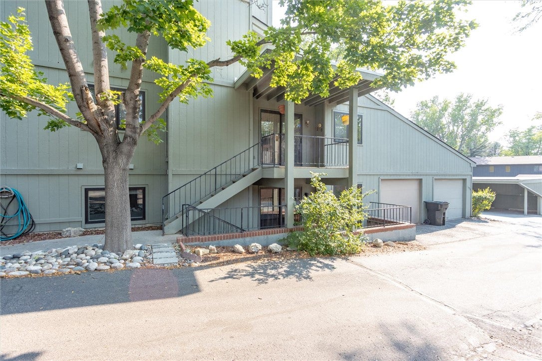 1228 Clark Avenue