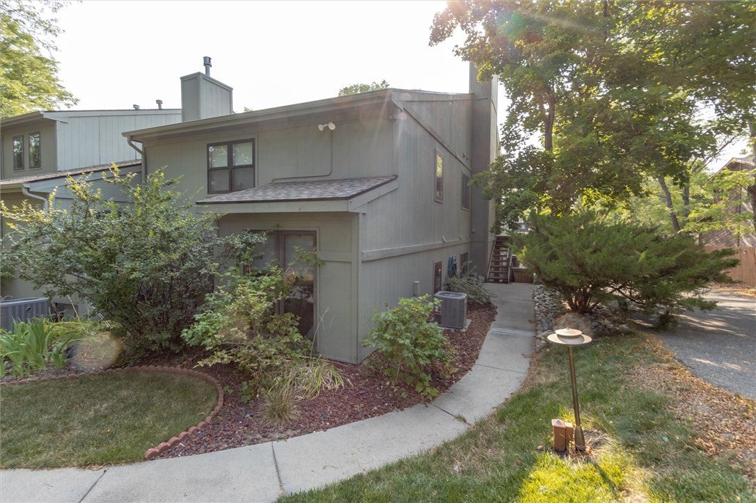 1228 Clark Avenue