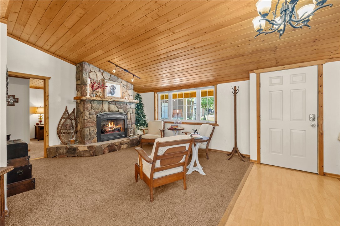 9 Waples Drive