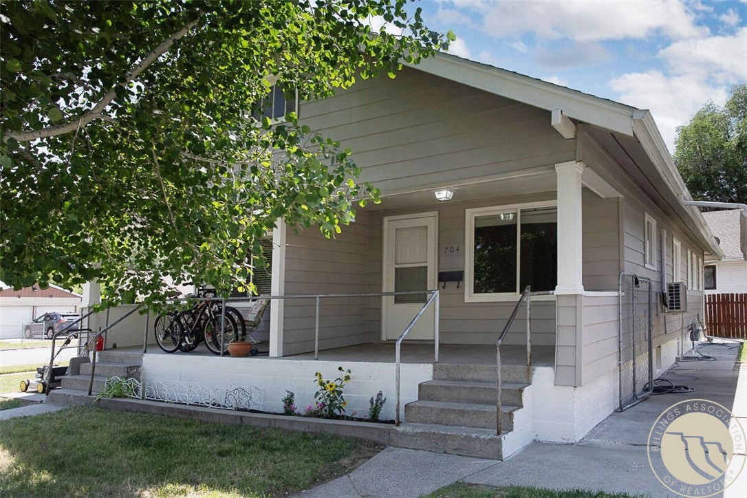 704 Terry Ave