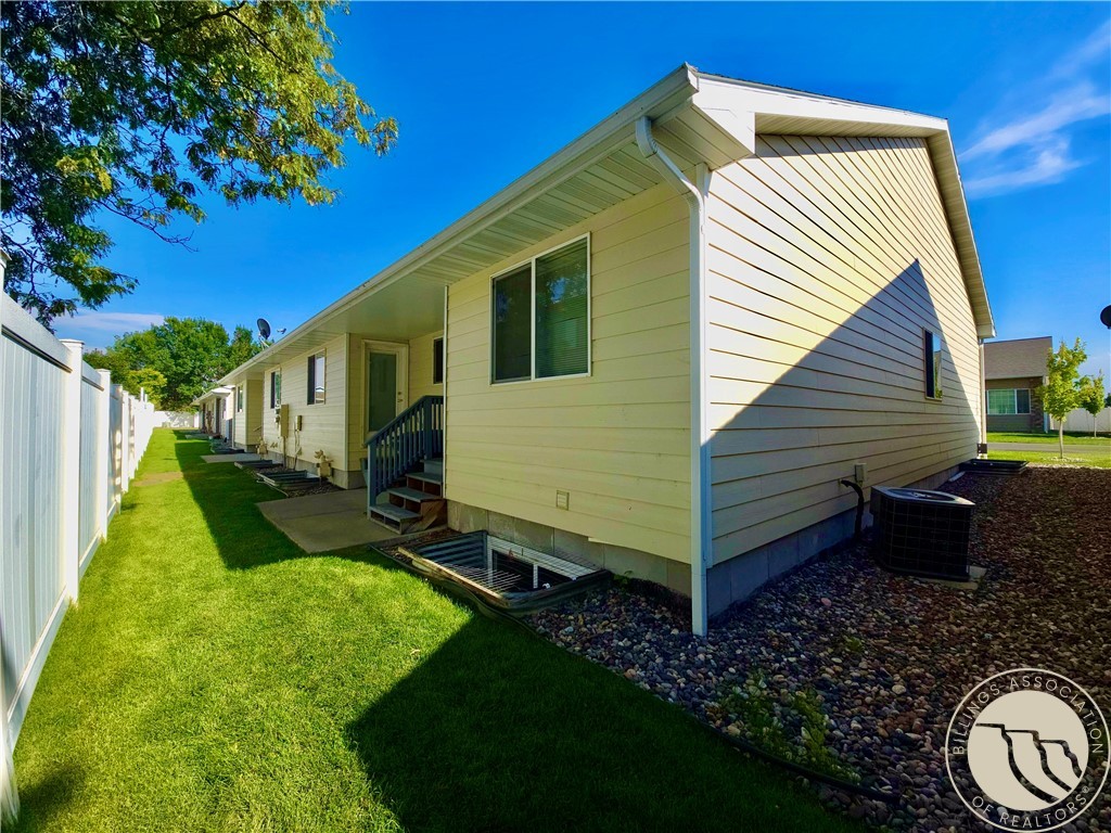 3121 New Hope Drive 9