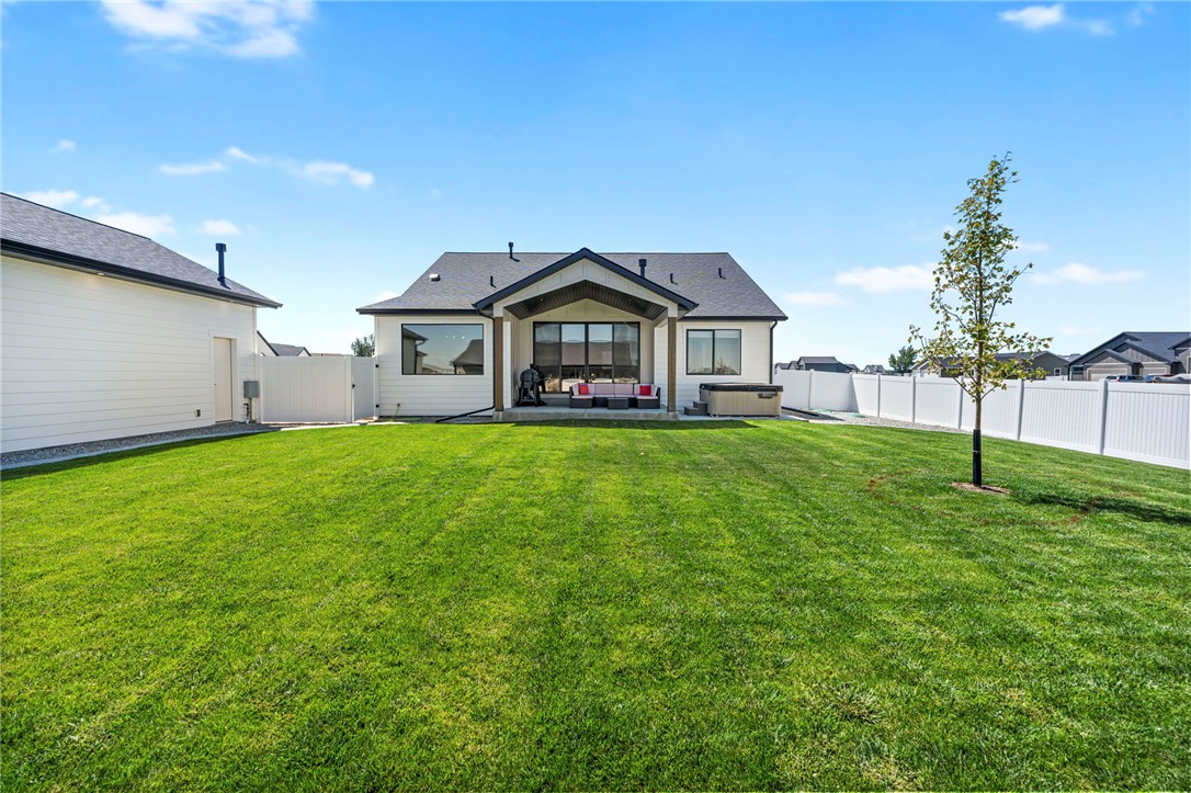 2215 Smooth Rock Lane