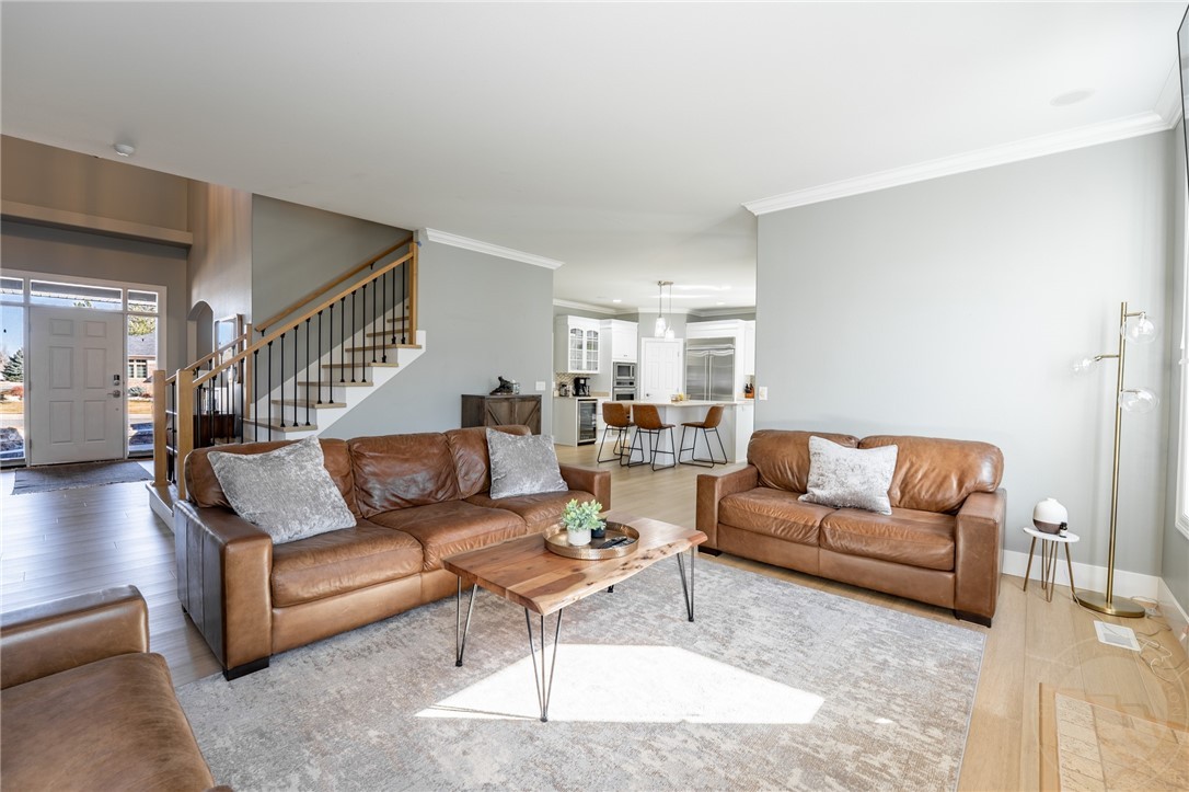 2060 Edgewood Drive