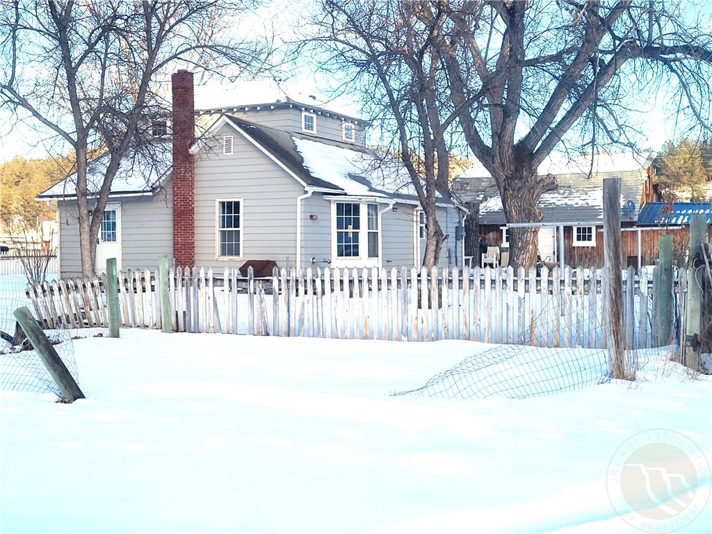 24 Montana ST