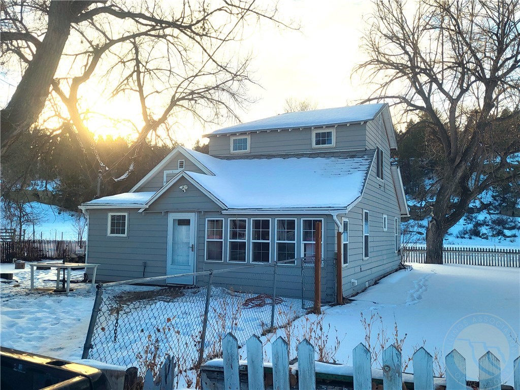 24 Montana ST