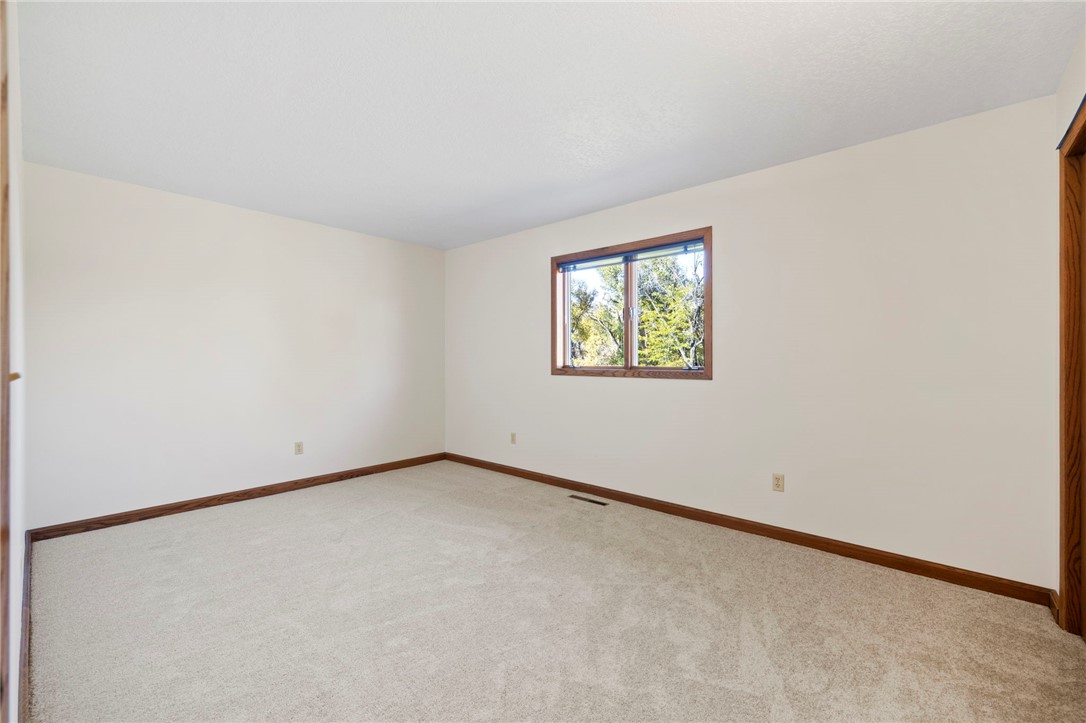 Billings, Montana 59101, United States, 4 Bedrooms Bedrooms, ,3 BathroomsBathrooms,Residential,Active,239709