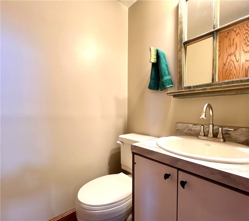 Billings, Montana 59101, United States, 4 Bedrooms Bedrooms, ,3 BathroomsBathrooms,Residential,Active,239709