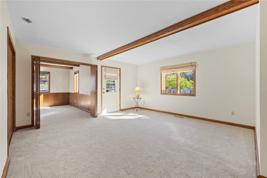 Billings, Montana 59101, United States, 4 Bedrooms Bedrooms, ,3 BathroomsBathrooms,Residential,Active,239709