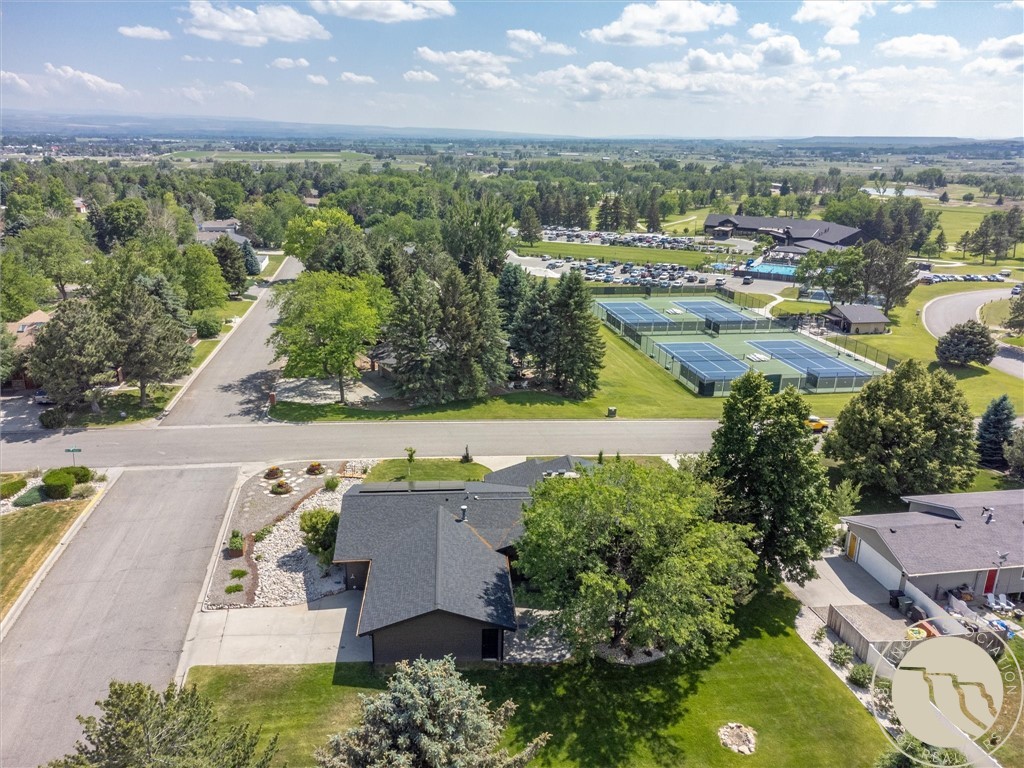 5625 WALTER HAGEN Drive