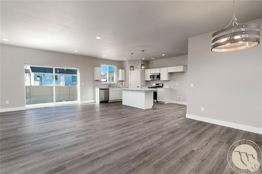 7027 Bronze Boulevard