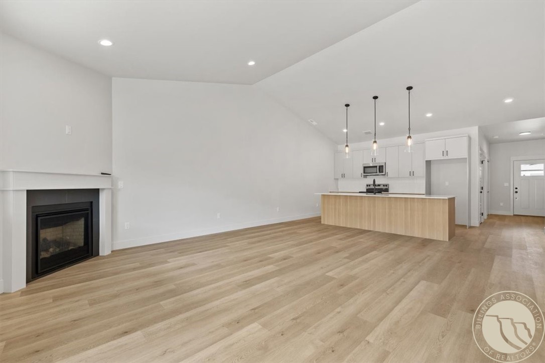 4620 Ravenwood Drive