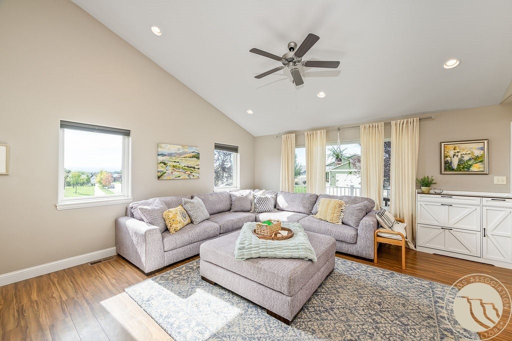 3098 W Copper Ridge Loop