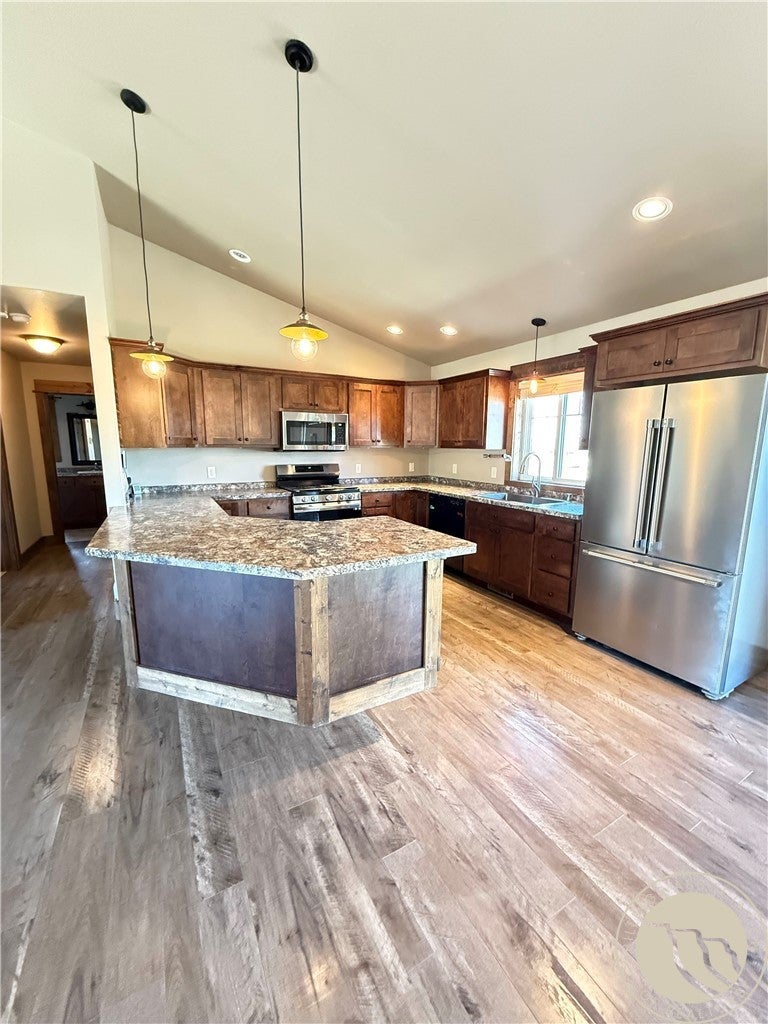 618 Lacey Road