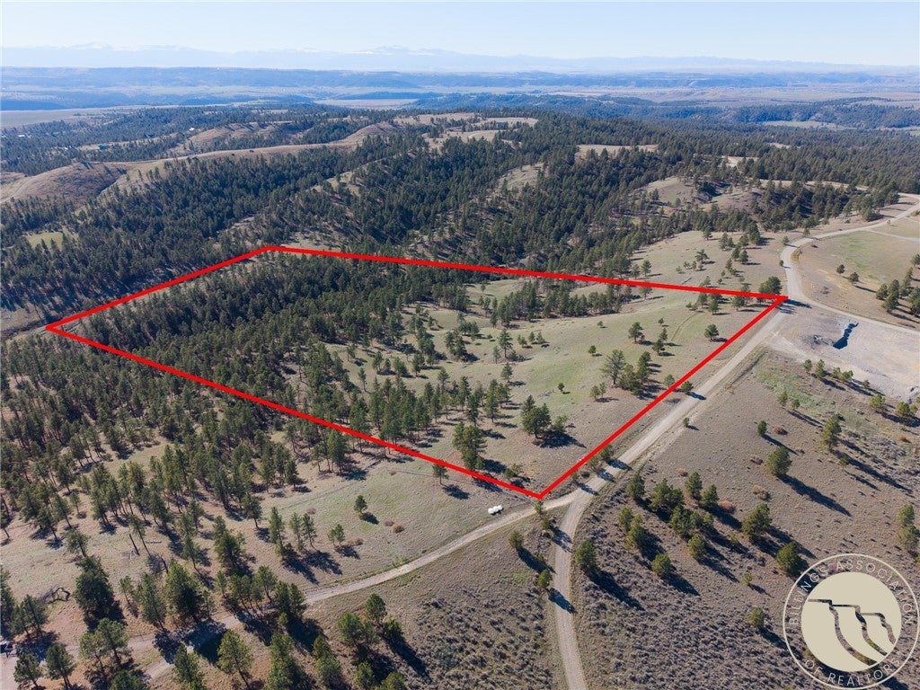 2 High Pines Bluff